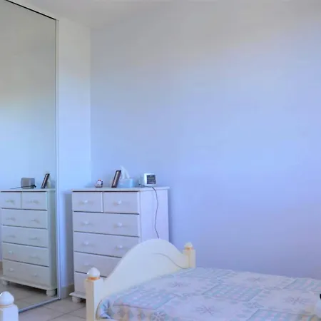 Maison Avec Piscine Couverte Et Terrasse Barbecue - 6 Couchages - Maxime - Fr-1-226-311 סן-מקסים
